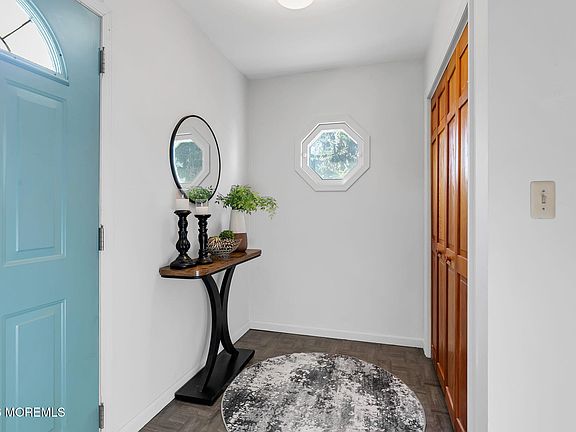 4th image of 83 Union Avenue