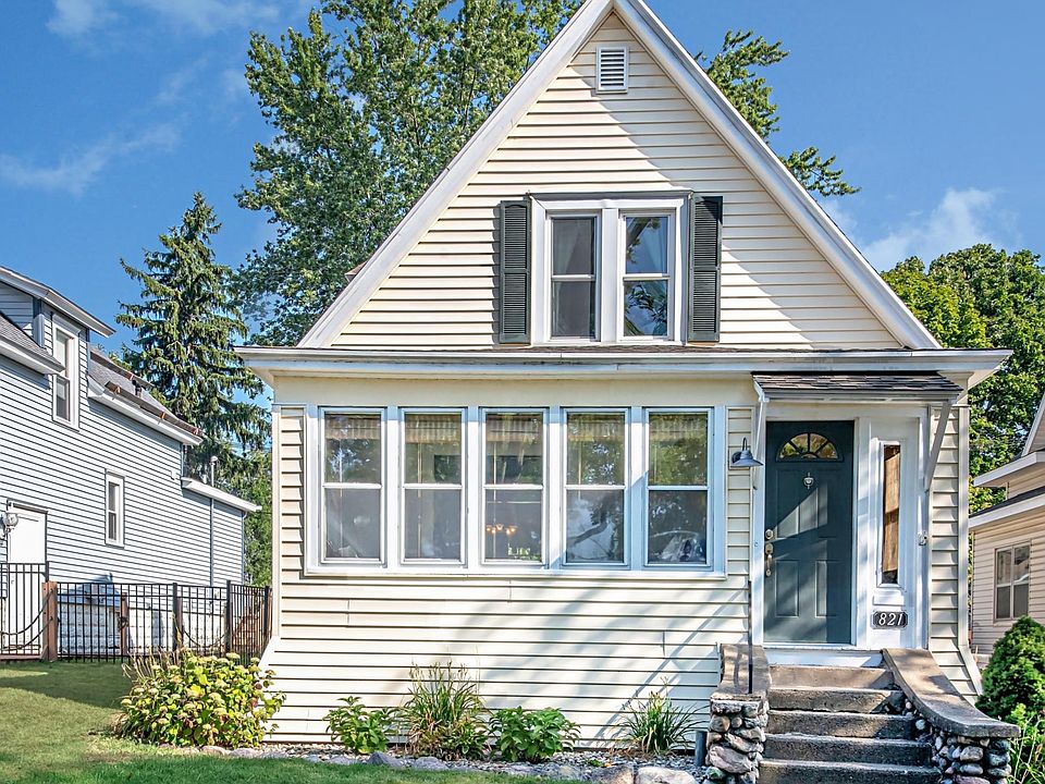 1st image of 821 Wolcott Ave