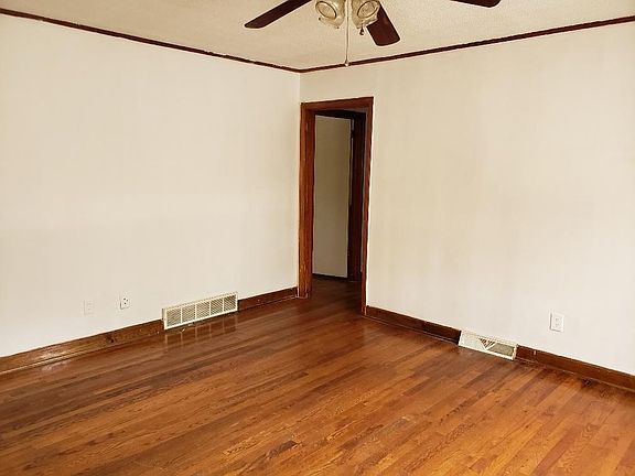 5th image of 2150 Windale Dr