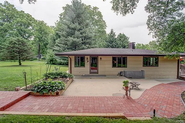 7 Hadley Ct photo 1
