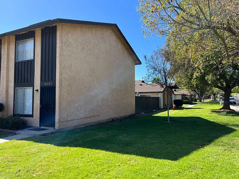 10125 Carefree Dr — Photo 8
