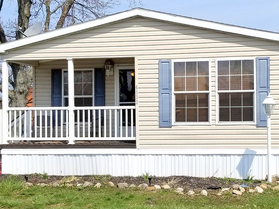 1st image of 4532 N Park Ln