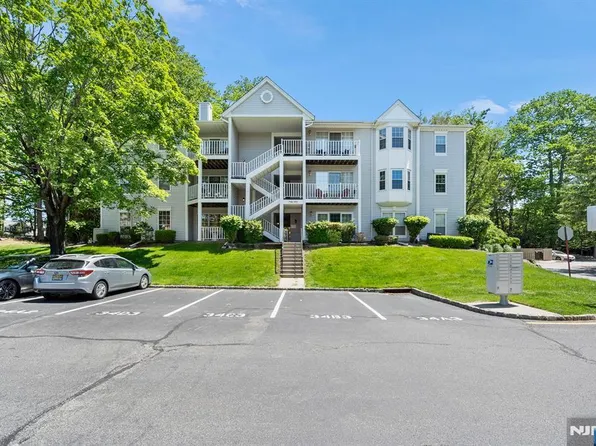 715 Juniper Way, Mahwah, NJ 07430