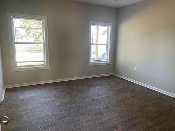 5th image of 14 Jones Farm Rd