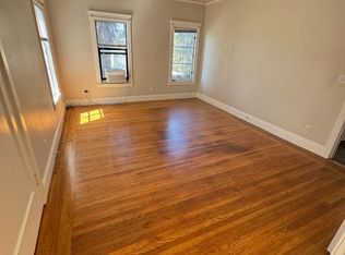709 40th St APT 4, Oakland, CA 94609