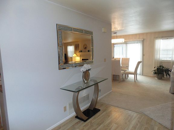 4th image of 8436 N Meadowside Ct #2