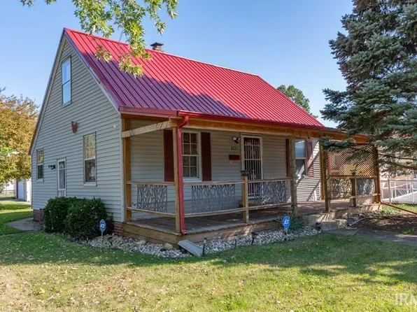 2721 Humboldt St, South Bend, IN 46628