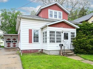700 S 8th St, Watertown, WI 53094