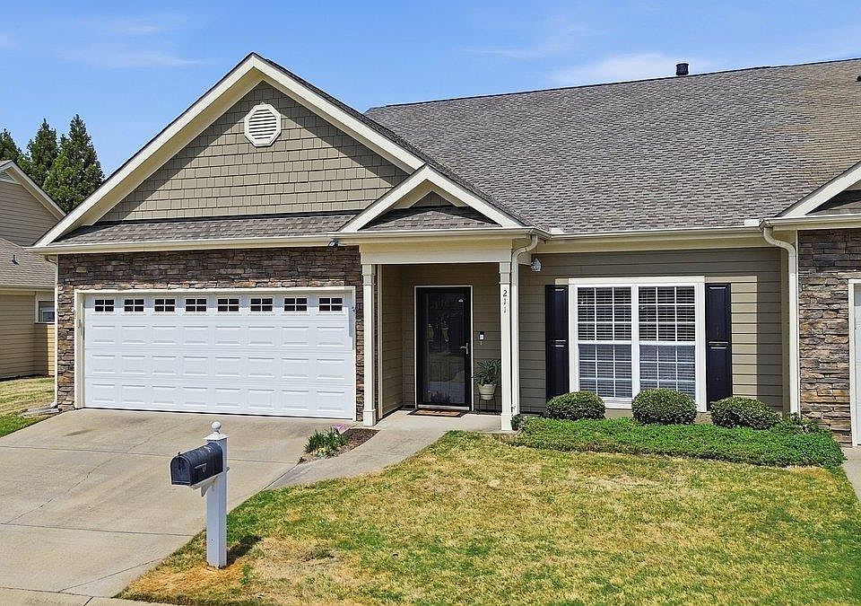 1st image of 211 Louisville Dr
