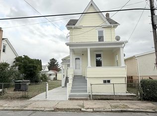 536 W Green St, Hazleton, PA 18202