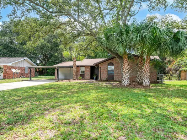 122 Newcastle Cir, Fort Walton Beach, FL 32547