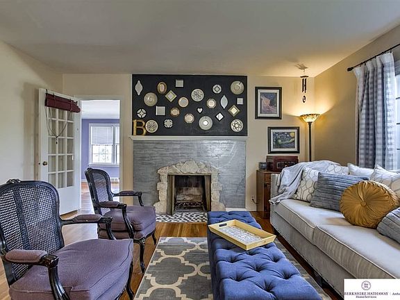 5th image of 6547 Emmet St