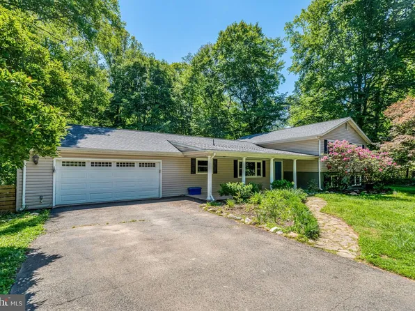 7199 Mill Run Dr, Warrenton, VA 20187