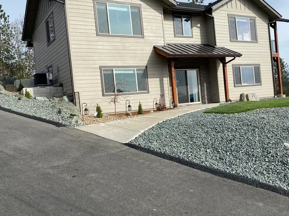 325 SW Hazel Way, Grants Pass, OR 97526