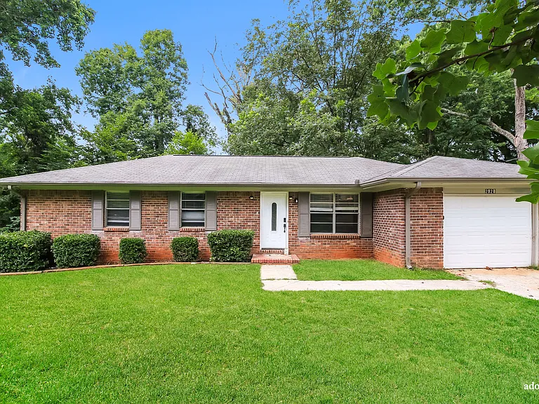 2928 Ann Marie Ln — Photo 2