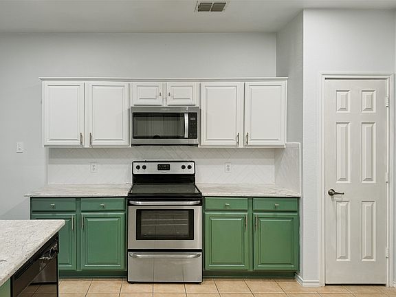 5th image of 244 Turnberry Ln
