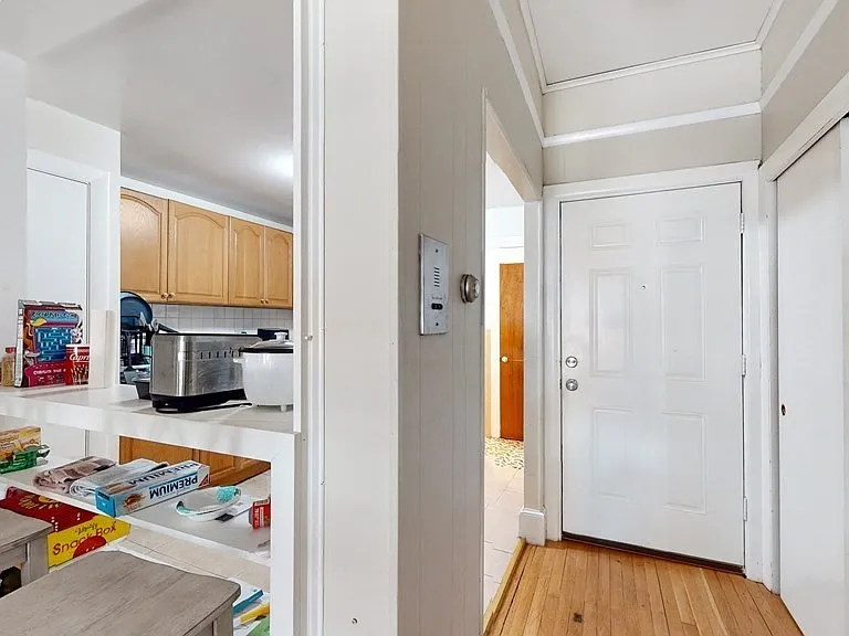 289 Beacon St #9 — Photo 10