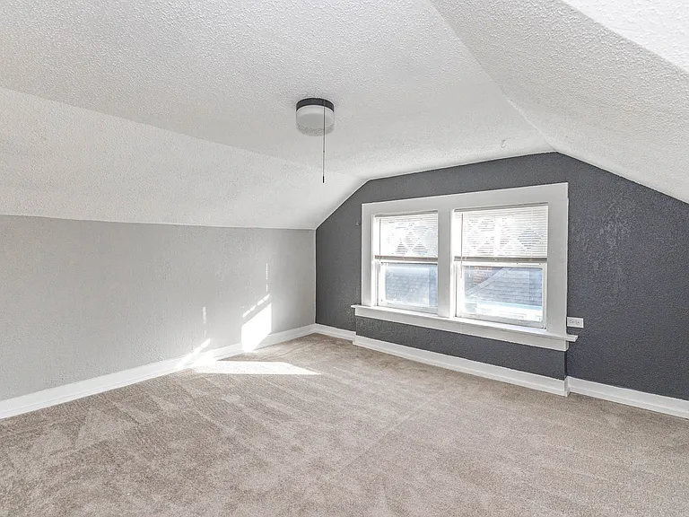 3901 Central St — Photo 44