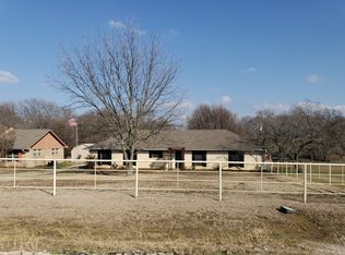 386 High Country Rd, Sherman, TX 75092