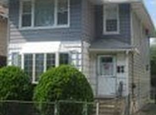 14925 17th Rd, Whitestone, NY 11357