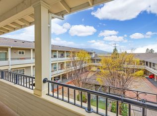 842 Pavilion Pl, Ashland, OR 97520