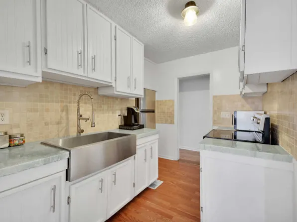 402 W 62nd St, Jacksonville, FL 32208