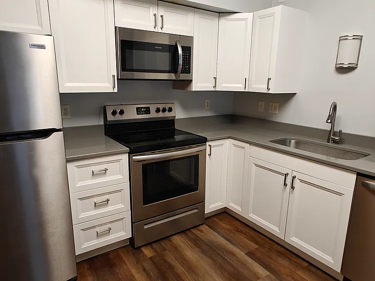 2853 Coral Ct #202 — Photo 4