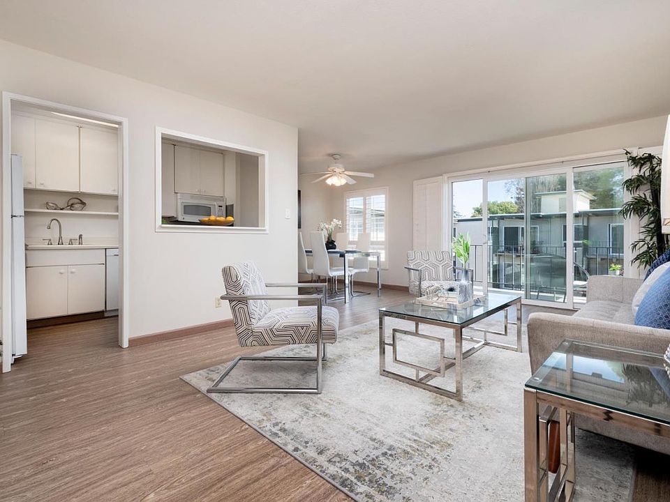 1st image of 928 Peninsula Ave APT 408