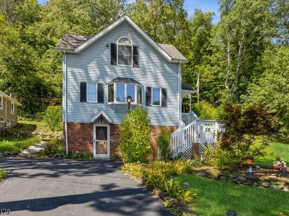 6 Bank St, Byram Twp., NJ 07874