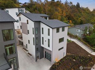 5256 23rd Ave SW, Seattle, WA 98106