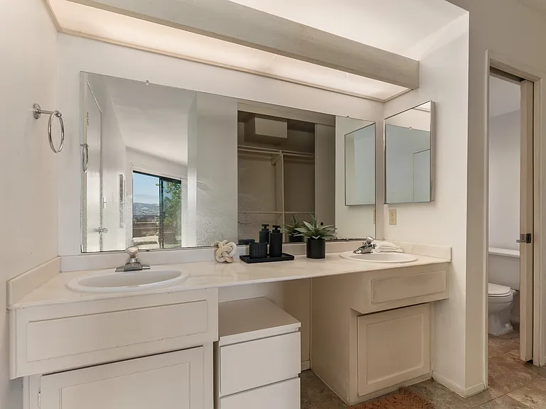 6399 Rancho Mission Rd #2 — Photo 46