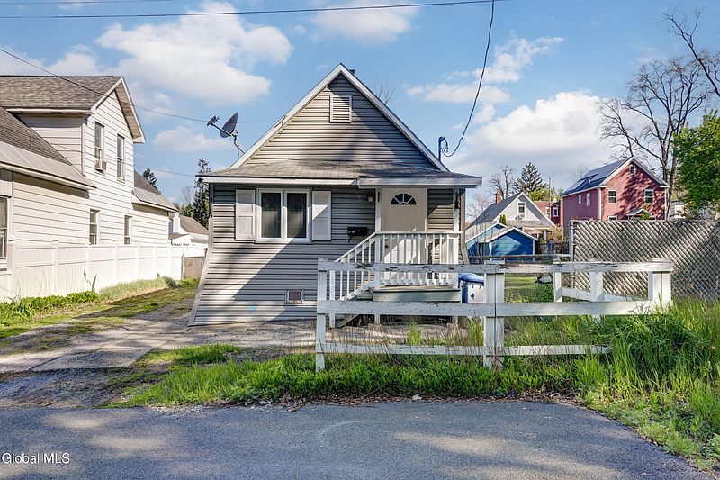 2nd image of 1617 7th Avenue