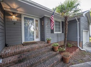 212 Outrigger Rd, New Bern, NC 28562