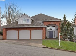 2228 NW Pinnacle Dr, Portland, OR