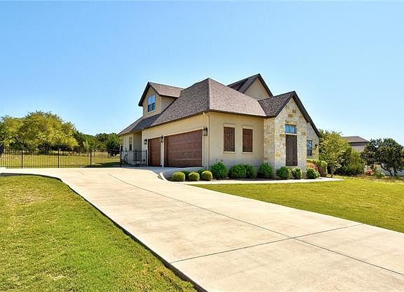 3rd image of 1151 Hawthorne Loop