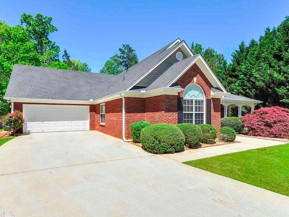 1st image of 1305 Pin Oak Ct
