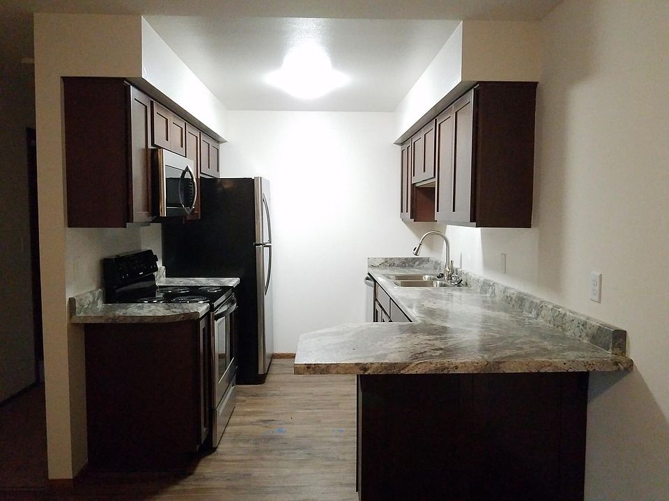 1st image of 214 Williamsburg Dr APT 2