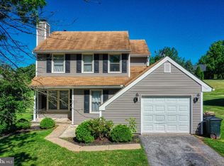 2006 Quail Hollow Dr, Reading, PA 19606