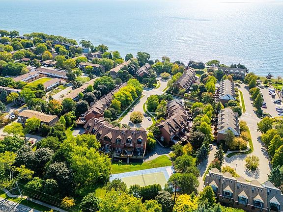 3rd image of 63 Tradewind Dr