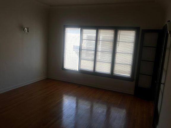 2nd image of 619 S Cochran Ave #10