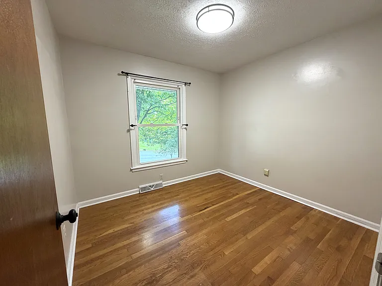 1125 Sheffield Dr — Photo 17