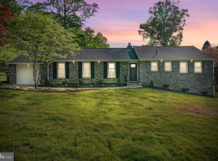 828 Mystery Ln, West Chester, PA 19382