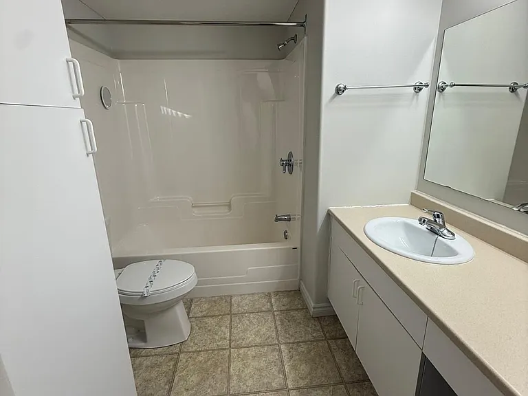230 Mapleton Rd — Photo 8