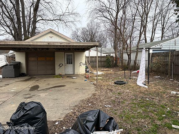 3rd image of 1605 Arcade Ave