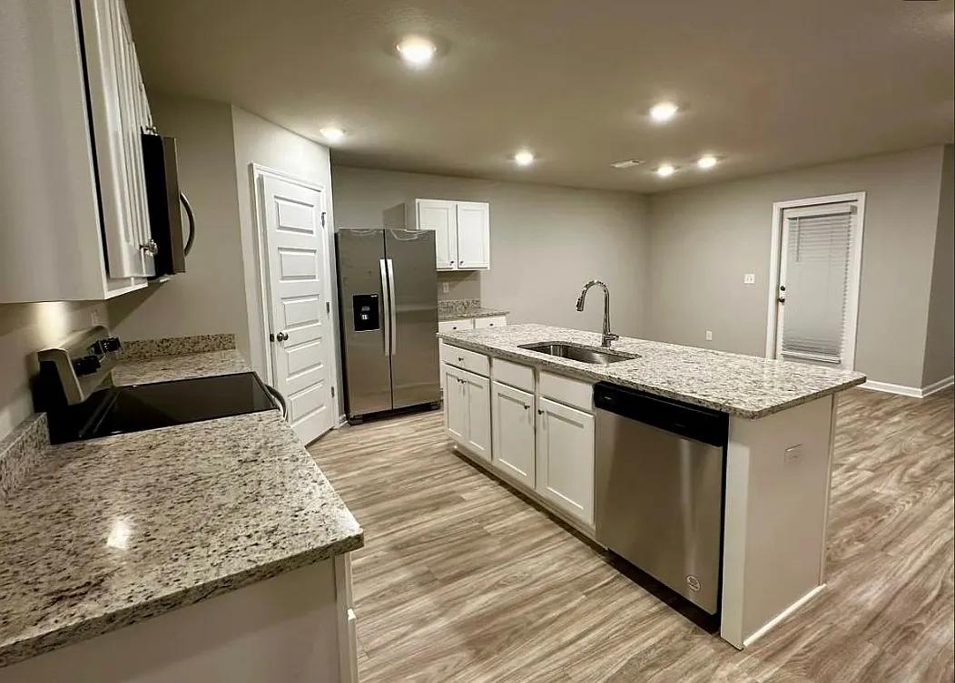 436 Paget Dr - 1 — Photo 1