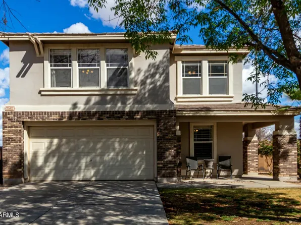 2562 E OXFORD Court, Gilbert, AZ 85295