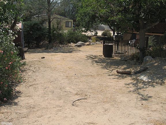 dirt road to property
