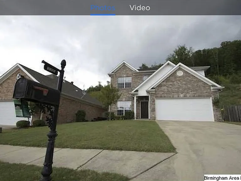 1163 Castlemaine Dr — Photo 2