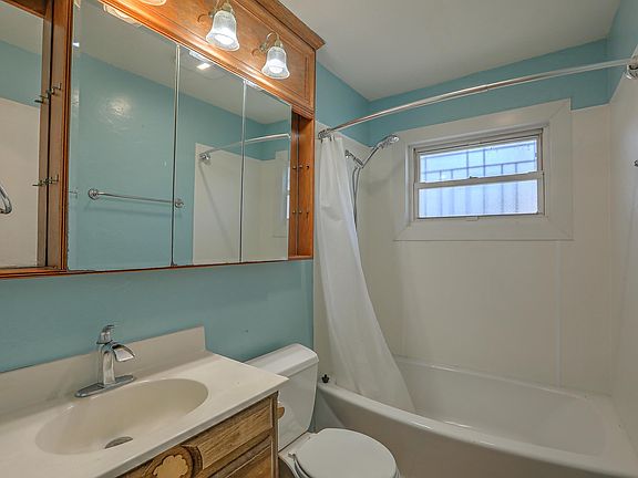 5th image of 3112 Cuervo Dr NE