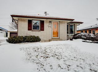 4861 S 26th St, Milwaukee, WI 53221